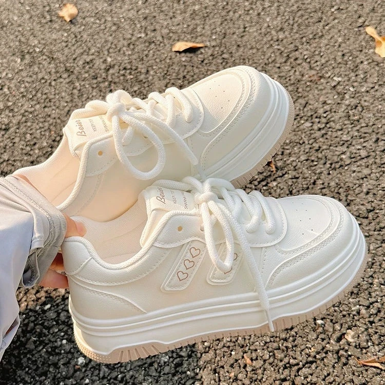 White shoes for women's breasts fufu with skirts for women's shoes 2024 new autumn style versatile chic shoes thick-soled sports shoes