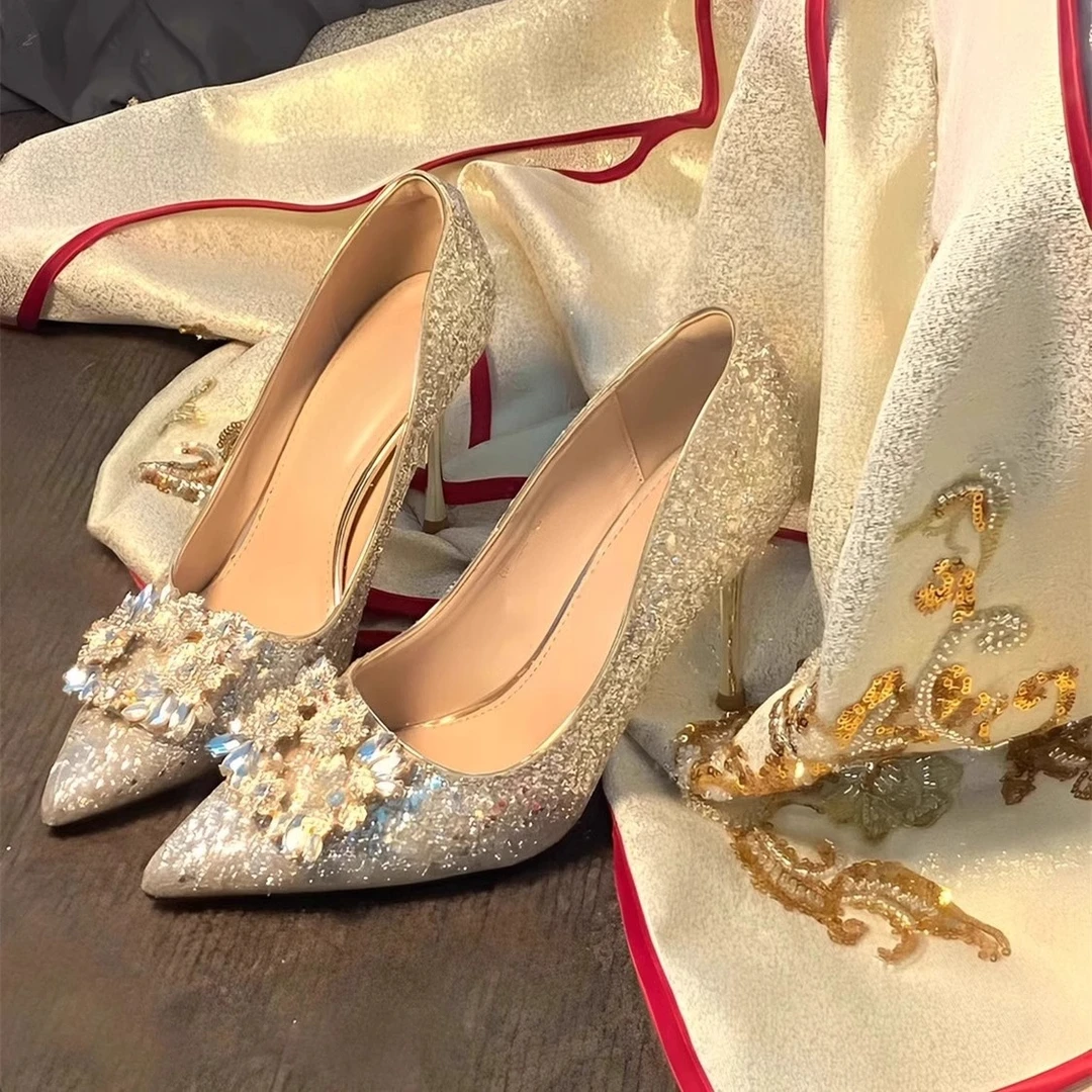 Main gauze wedding shoes Hexiu wedding dress two-wear bride shoes for women 2025 new style banquet crystal high heels without tiring feet wedding