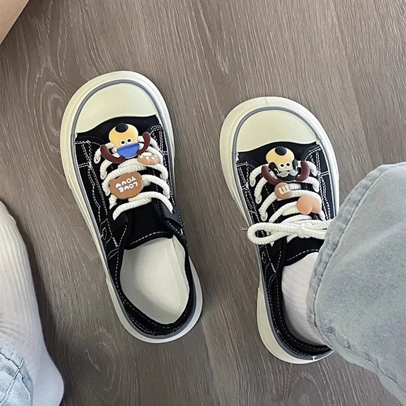 Thick-soled canvas shoes for women 2024 new summer and summer internet celebrity super hot skirt white shoes design niche