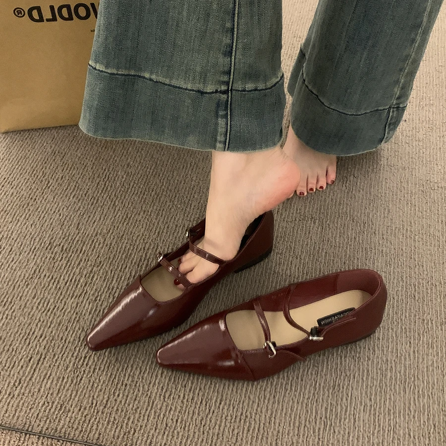 French flat bottom red light mouth single shoes for women 2024 winter new Korean leather shoes Korean fashion Mary Zhen shoes