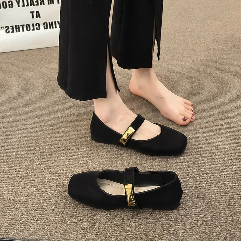 French retro square toe black Mary Jane women's shoes 2025 new temperament versatile commuter work shoes single shoes