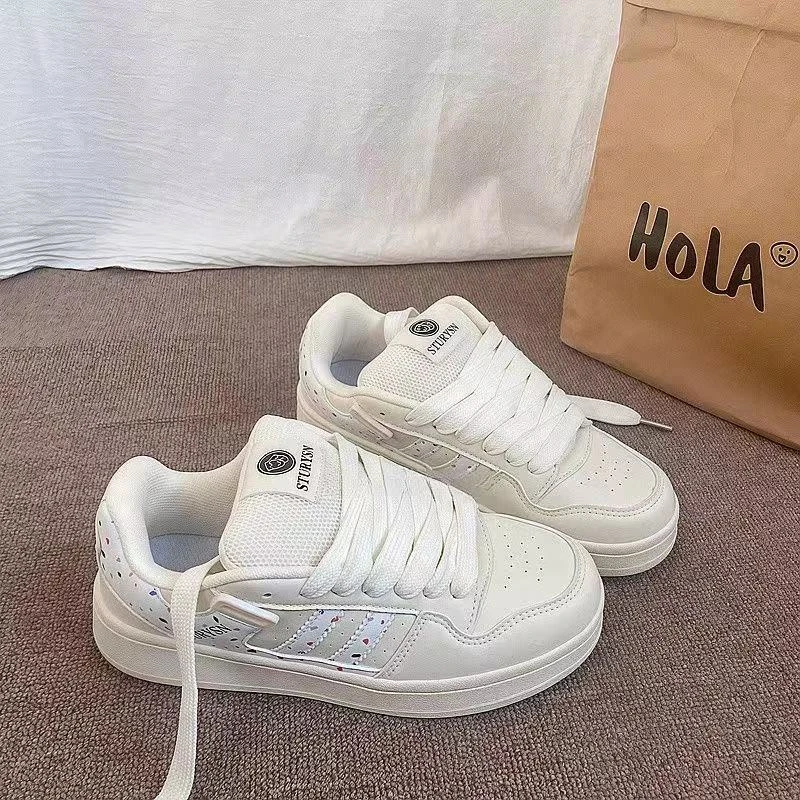 Casual shoes are placed according to the corresponding code given by the anchor. You can choose the number of numbers of numbers.