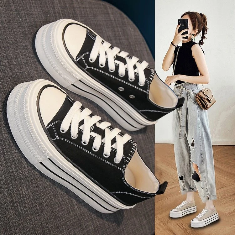 Thick-soled canvas shoes for women 2025 spring new small casual sports shoes versatile hot spring cake white shoes