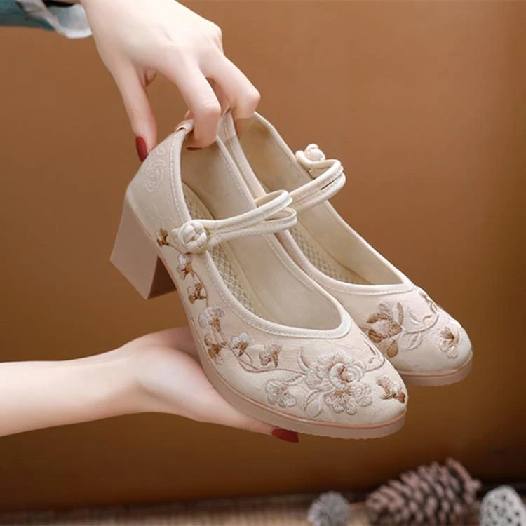 2025 cloth shoes, high heel cheongsam thick heel embroidered shoes, shallow mouth retro women's shoes, Hanfu ethnic style women's singles shoes