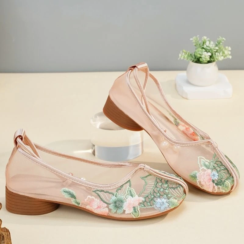 2025 summer new style ethnic style mesh thin casual shoes breathable shallow mouth square heel soft sole comfortable embroidered women's shoes