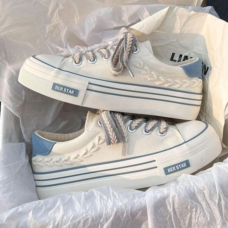 Canvas shoes for women summer breathable niche design shoes ins trendy shoes Korean versatile white shoes thick sole shoes