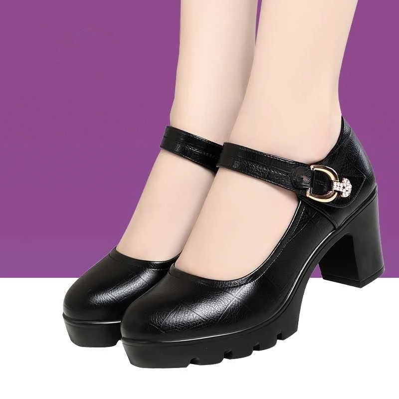 Model waterproof catwalk shoes new cheongsam catwalk leather shoes round toe thick sole mother high heels real soft leather single shoes