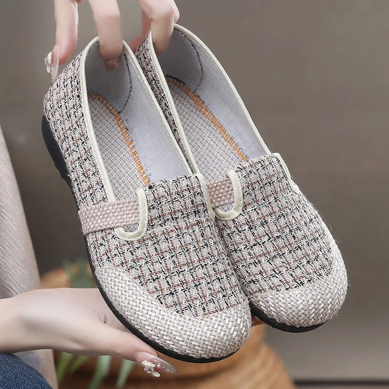 2024 Beijing cloth shoes single shoes casual small fragrant style soft sole middle-aged old mother shoes with one foot fisherman beans shoes women's shoes