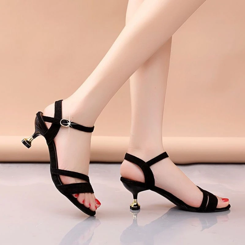 Yierkang is suitable for real versatile sandals for women's fashion new summer mid-heel slim heels women's sandals small heels low heels high heels