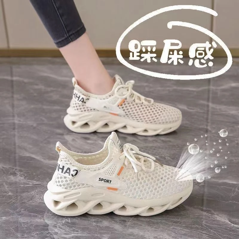 2025 new women's summer hollow mesh breathable soft sole casual shoes Korean version versatile non-slip and wear-resistant