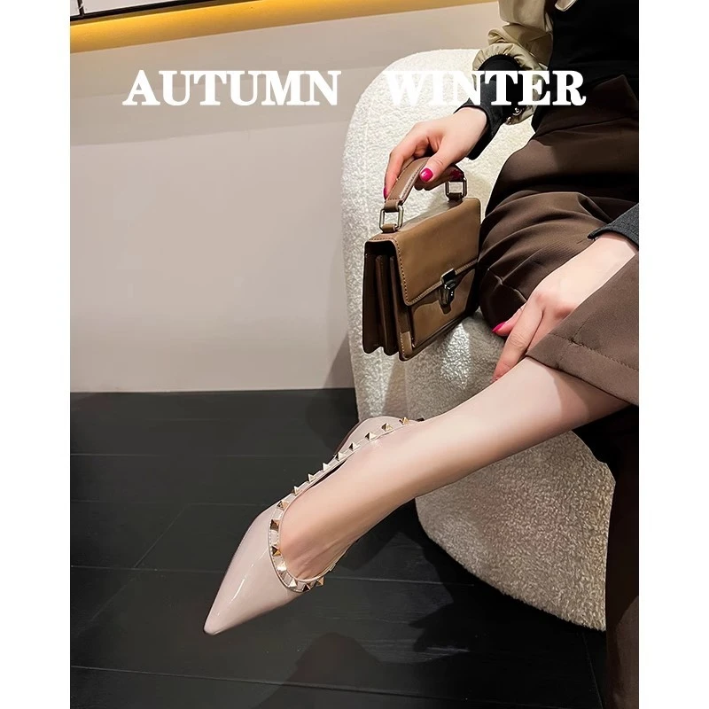 This year's popular 2025 spring new internet celebrity pointed toe temperament single shoes for women's Roman shallow mouth flat shoes patent leather willow spikes
