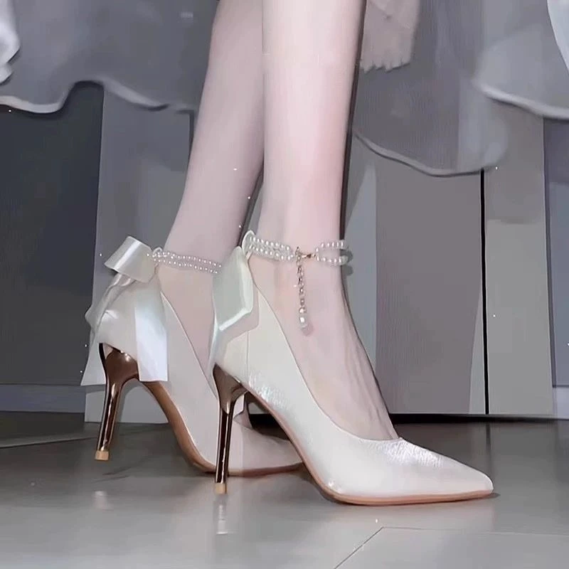 French satin white moonlight single shoes pearl bridesmaid bridesmaid skirt gentle wedding dress wedding shoes adult gift high heels women