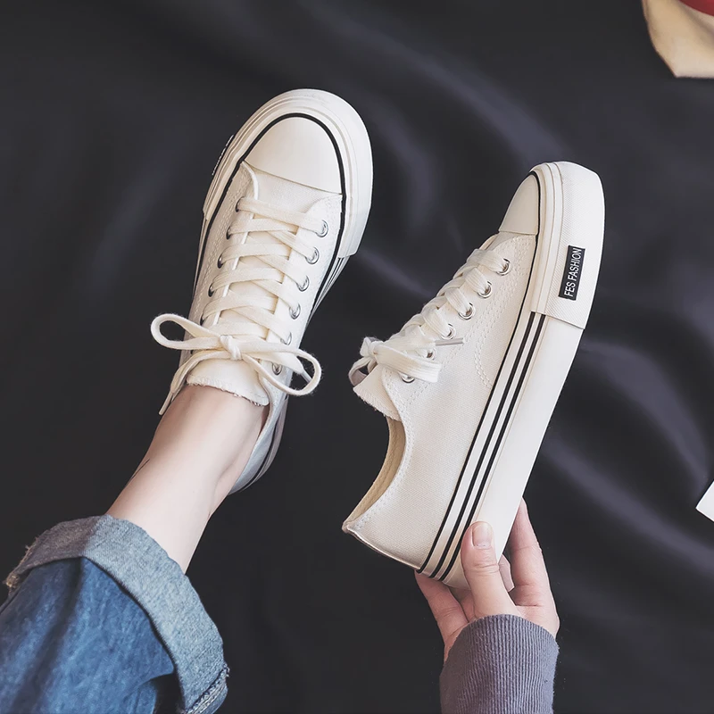 All-match sponge cake thick sole 4CM small white shoes for women 2025ins new canvas shoes for women in autumn breathable shoes YB825
