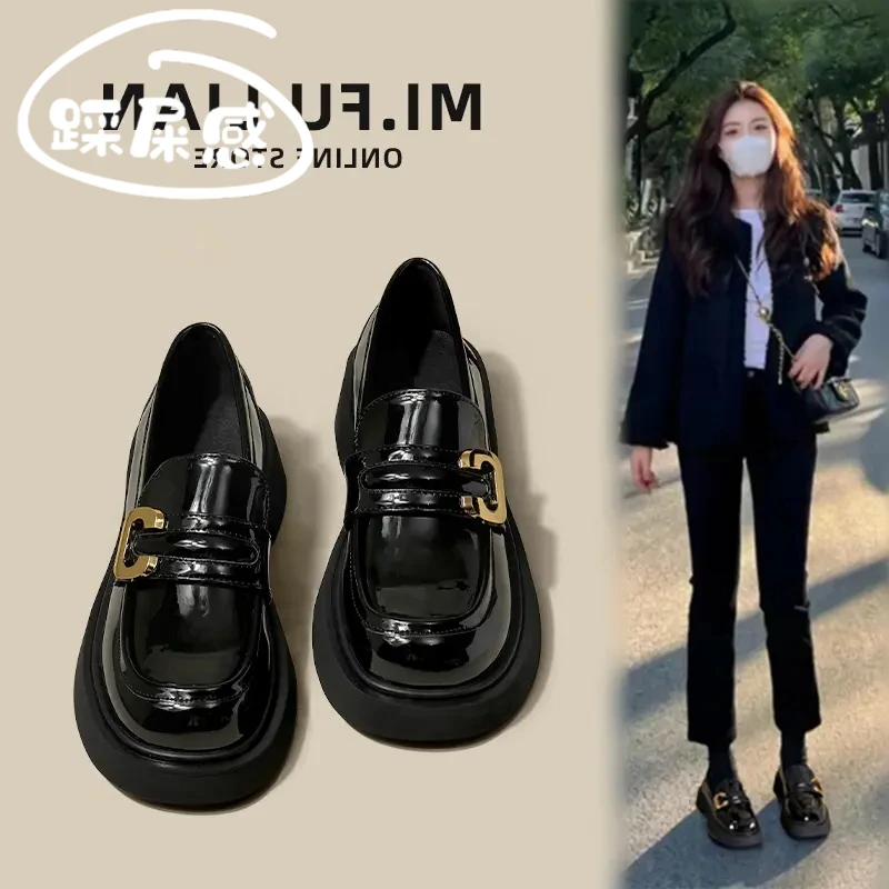 Wanda cabinet removal top layer cowhide loafers women's hot 2025 new round toe thick sole single shoes black soft sole women