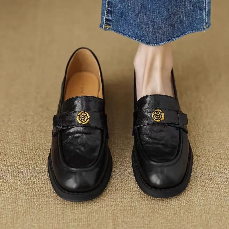 Super soft leather black camellia loafers 2025 spring and autumn new British style thick sole shoes for women