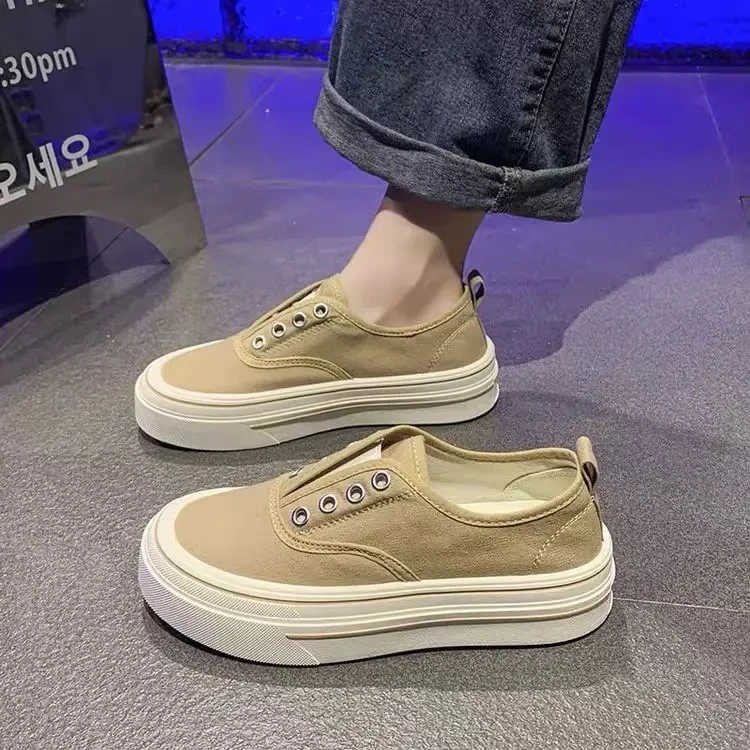 Canvas shoes for women with thick sole 2025 new versatile breathable casual shoes height-enhancing white shoes