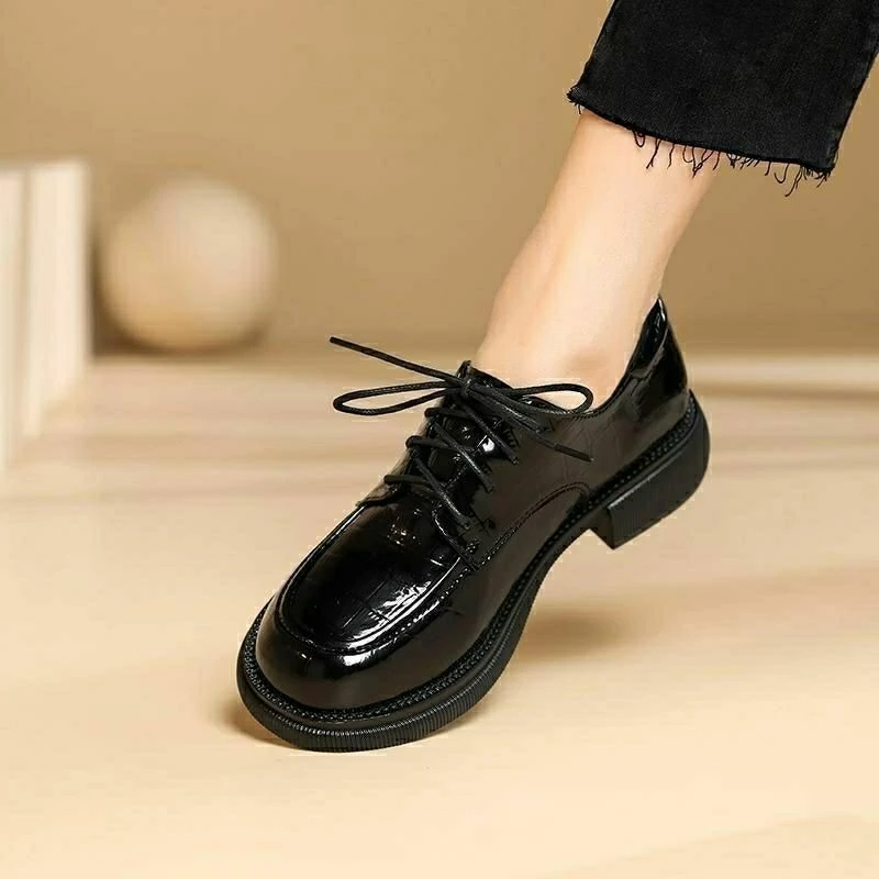 YEARCON/Yiercon selected leather shoes for women's British style flat loafers new leather style adaptation